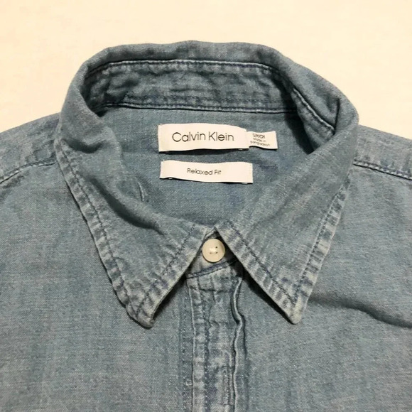 Calvin Klein Mens Size Small Jean Button  Up Shirt Relaxed Fit - Picture 3 of 16
